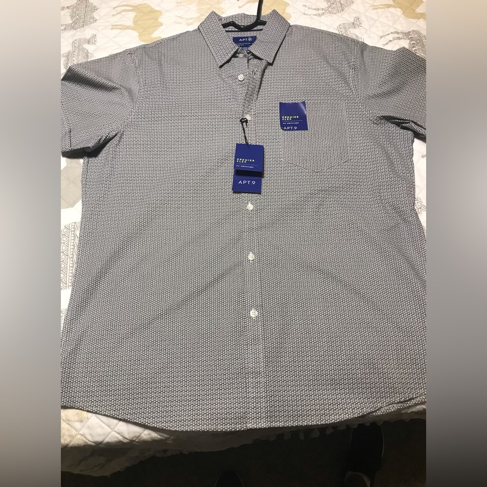 Mens NWT Apt.9 Premier Flex Slim Fit Casual Button Up Shirt. Black with white.